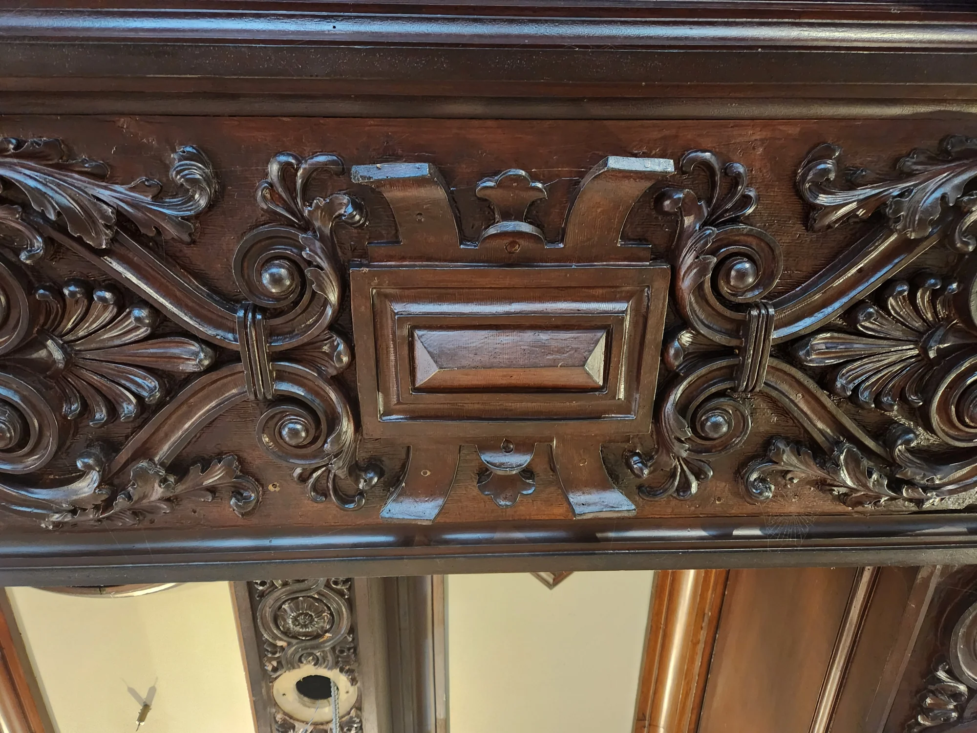 Client sends photos or physical part