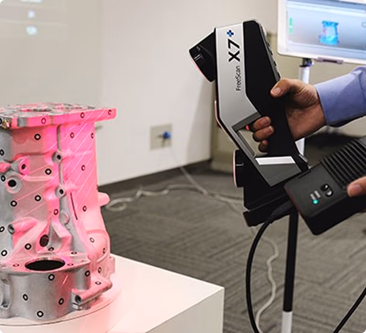 Handheld 3D scanner in action